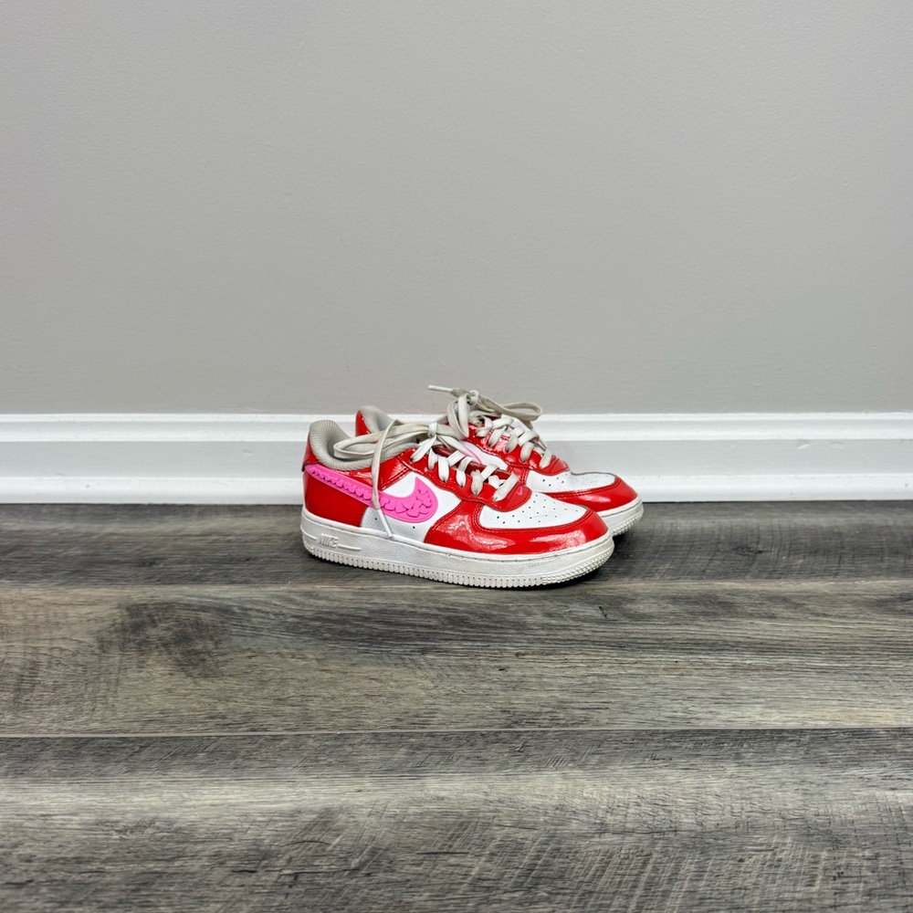 Nike Kids Air Force 1 Valentines Sneakers